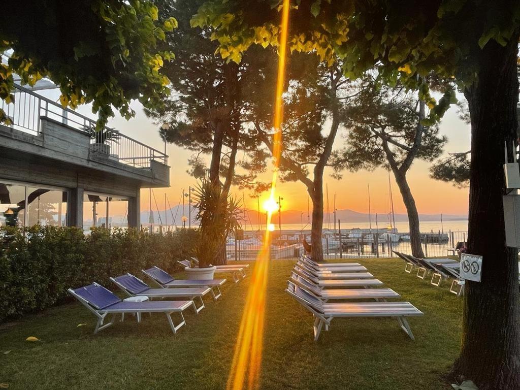 Villaggio Turistico Dei Tigli Padenghe sul Garda Kültér fotó